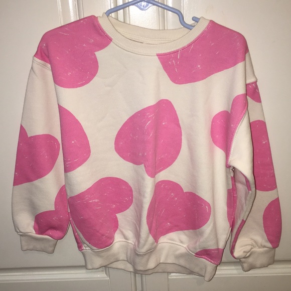 Zara Heart Sweatshirt and Leggings - Picture 4 of 10
